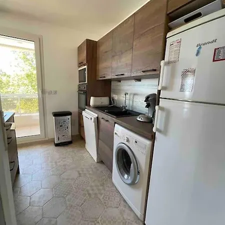 Bord De Avec Garage *