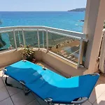 Apartment Bord De Avec Garage Menton