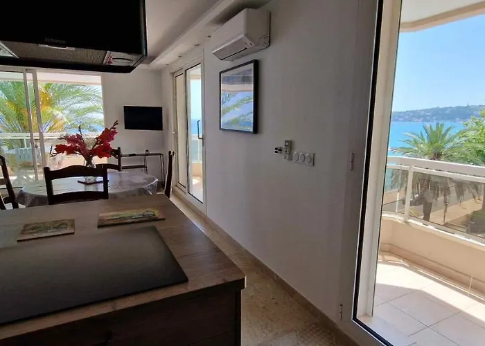 Apartament Bord De Avec Garage Mentona